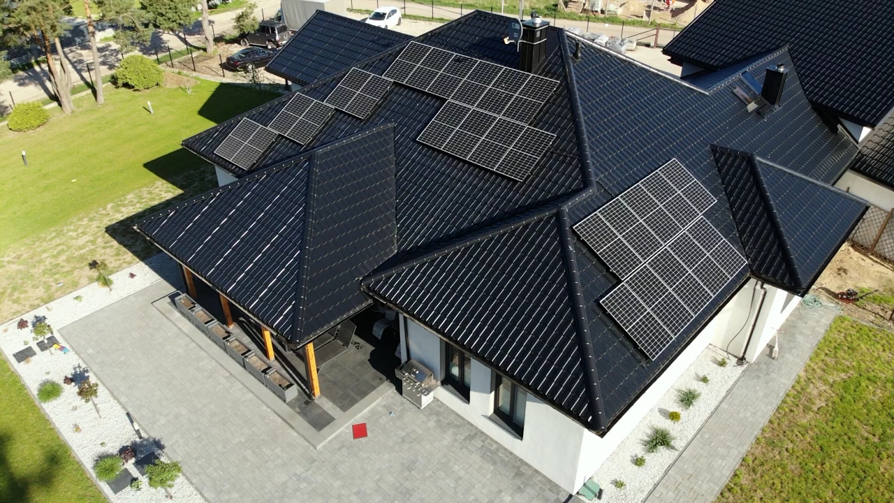 Fotowoltaika dla domu – realizacja 9.88 kWp Solniczki